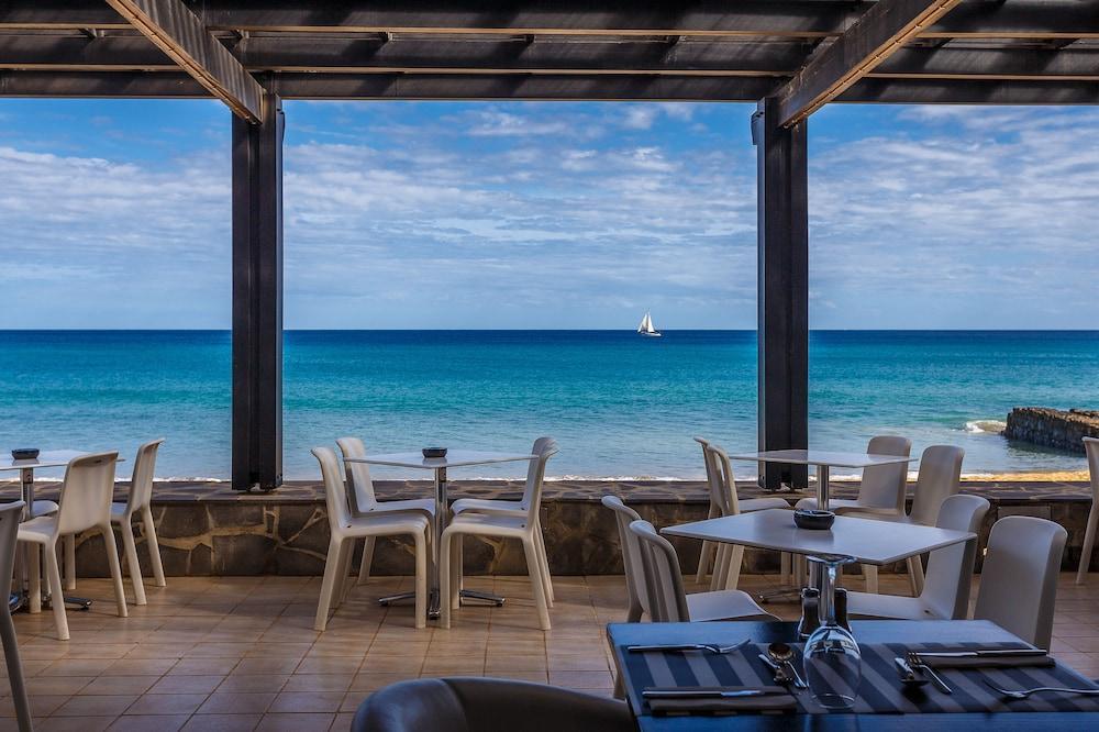 Hotel Torre Praia Порту-Санту Экстерьер фото