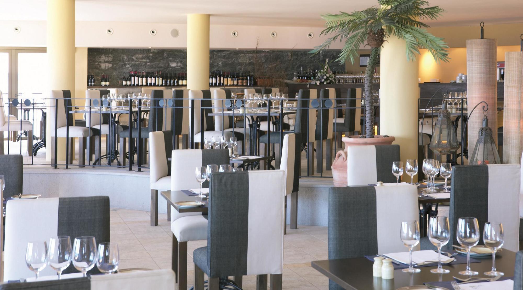 Hotel Torre Praia Порту-Санту Ресторан фото