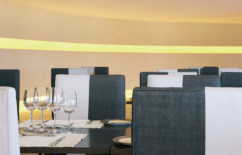 Hotel Torre Praia Порту-Санту Экстерьер фото