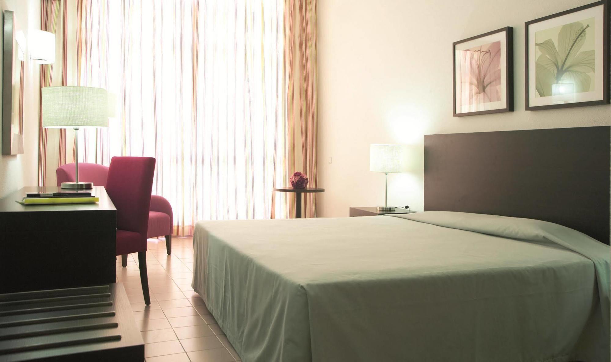Hotel Torre Praia Порту-Санту Экстерьер фото